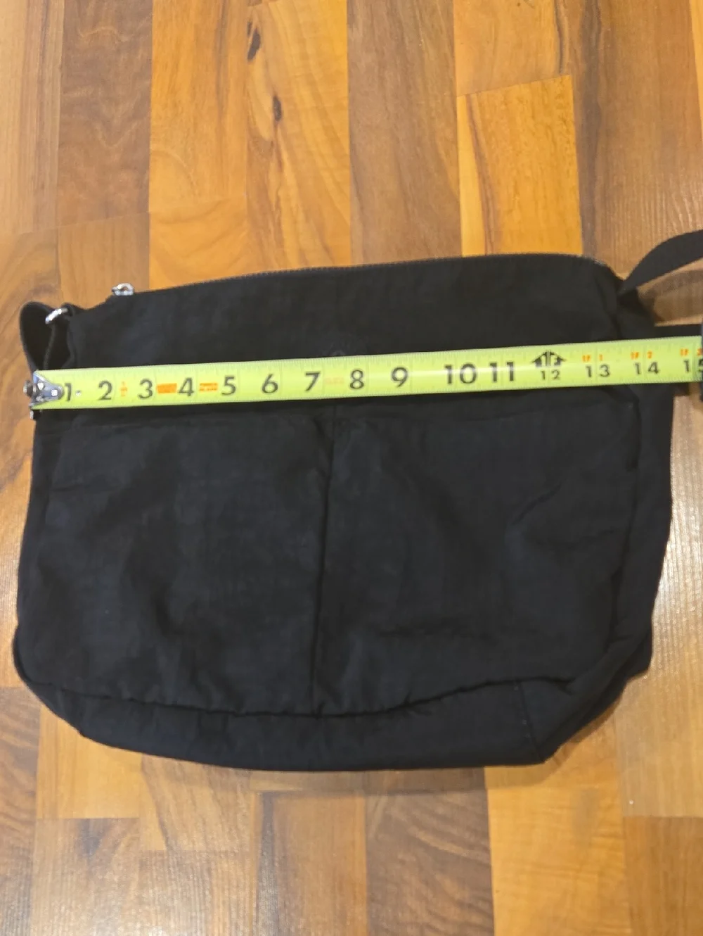 Kipling Black Purse With Exterior Zip Pockets